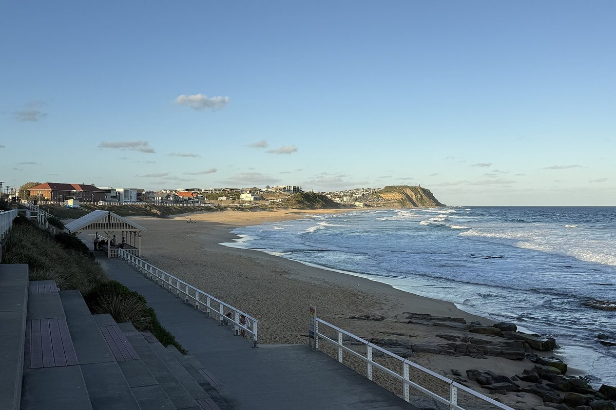 Merewether Beach in Newcastle, with houses along the headland